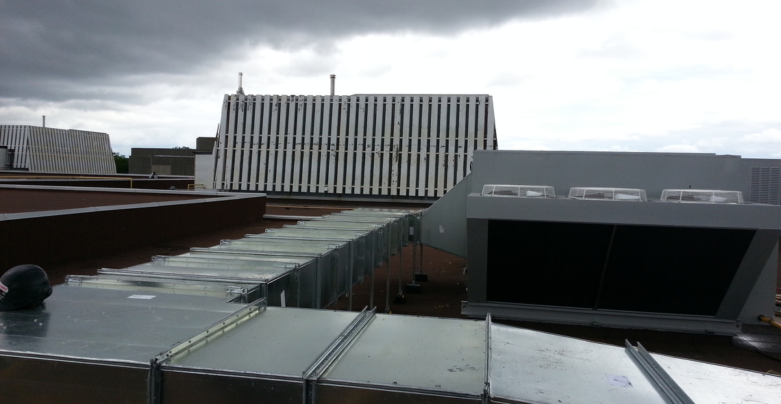 Collège de l'Outaouais : Technical biomedical analysis laboratories